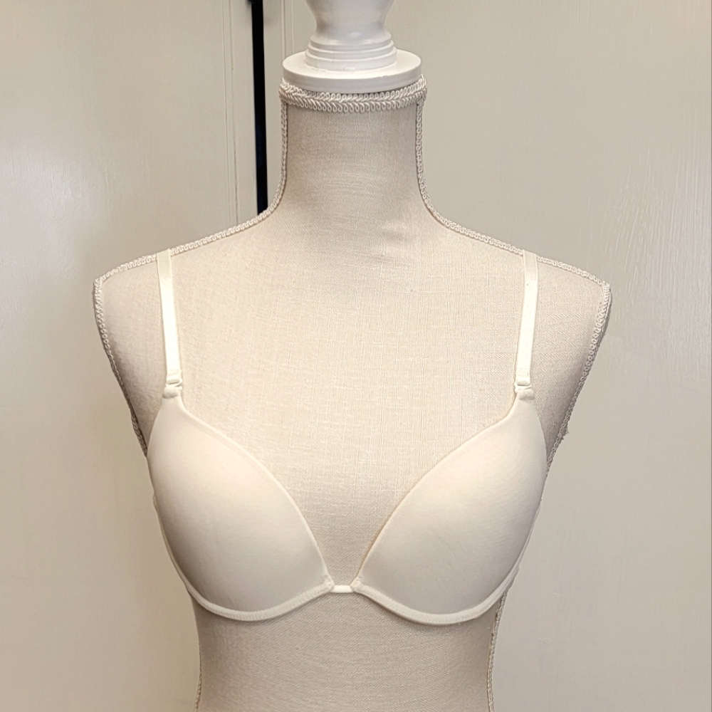 LA PERLA Ivory Bra, Size 34C